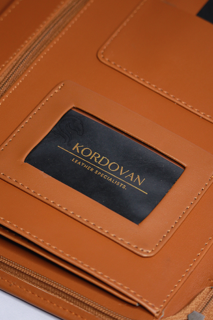 A4 Handle Folio // Bali