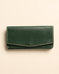 The Cleopatra ladies wallet in emerald green full-grain leather — front view | Kordovan Pakistan