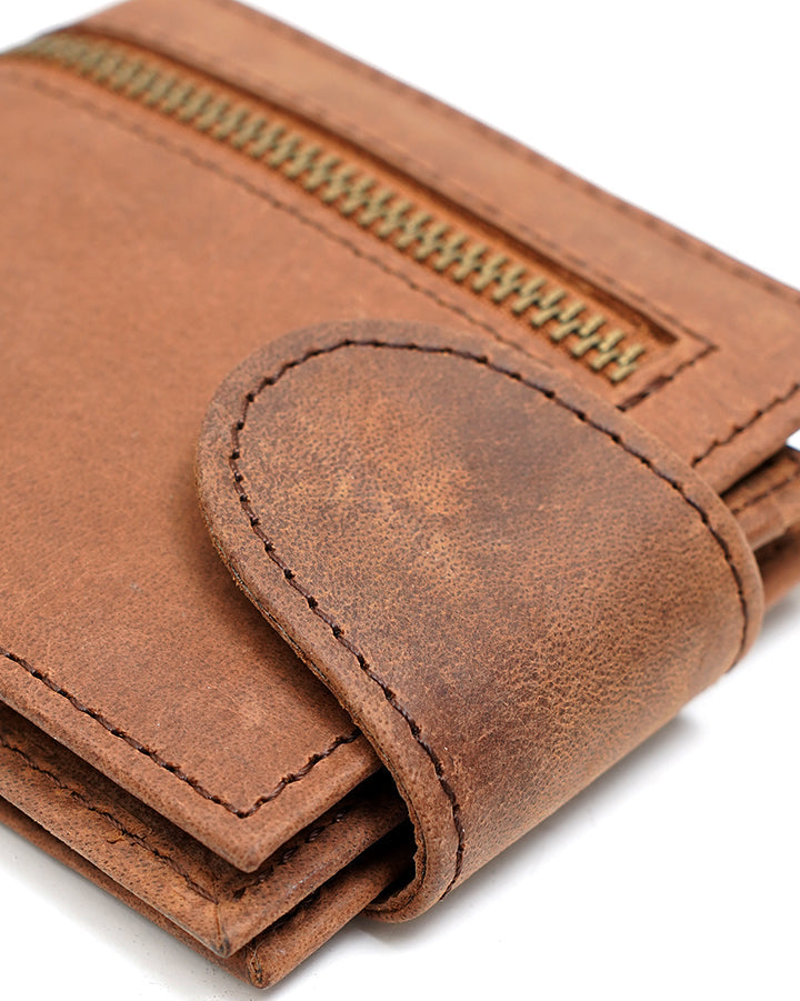 The Truckkr // Bi-fold