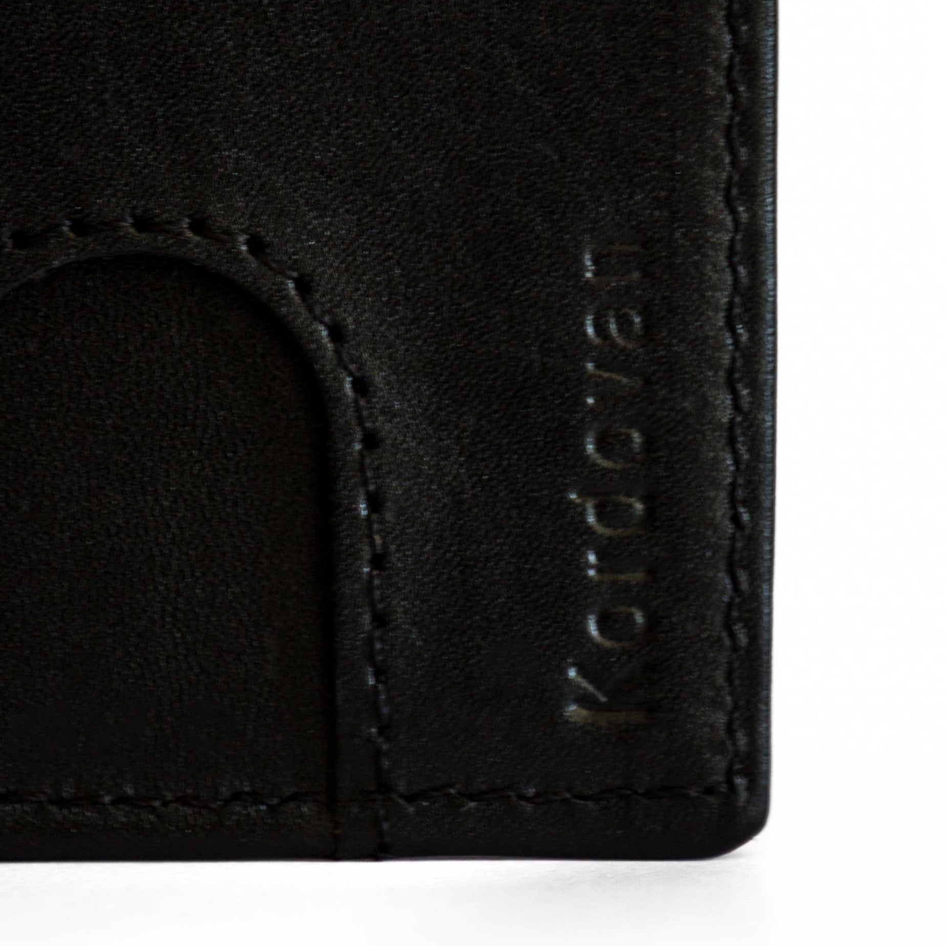 The Access // Minimal Wallet