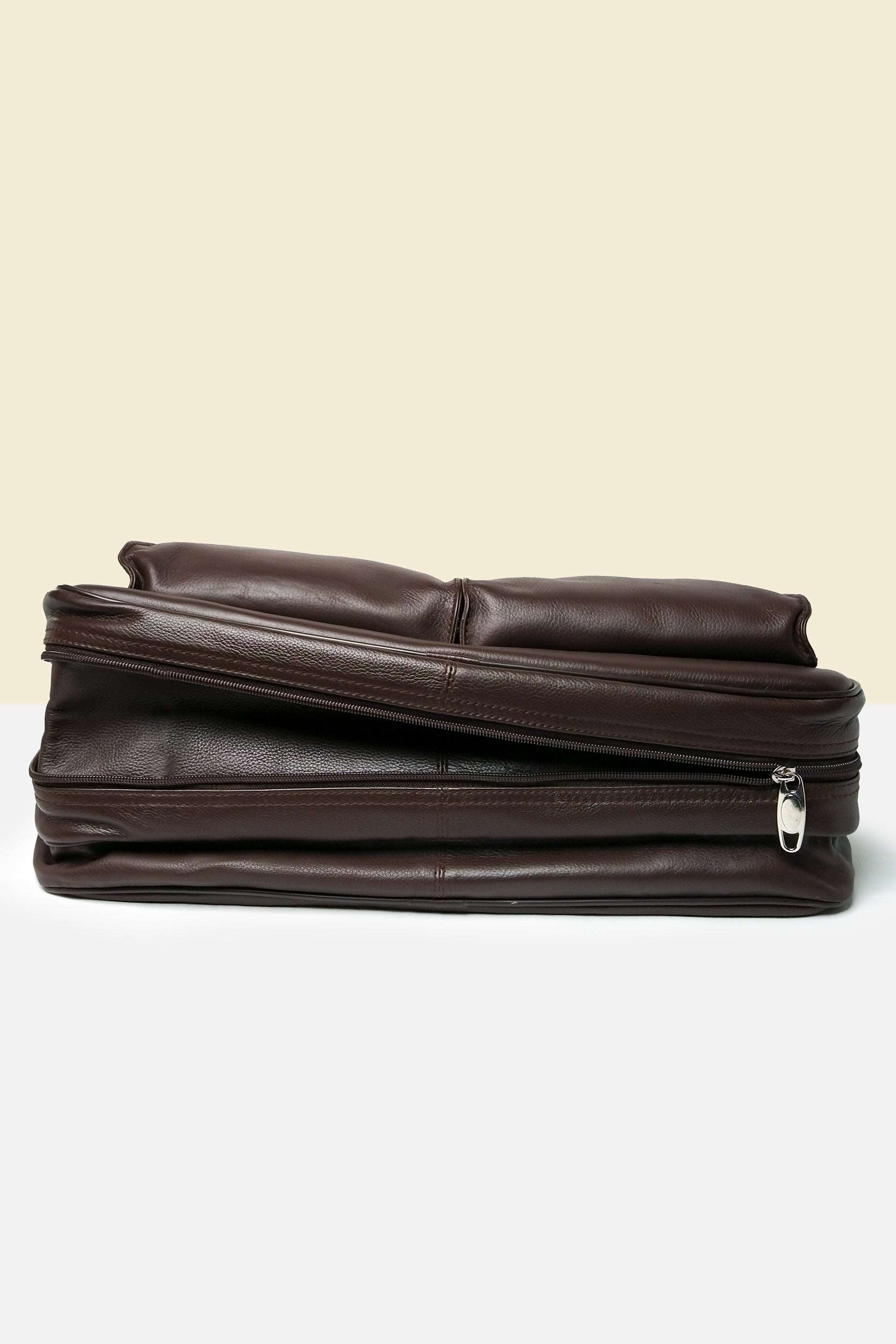 Double Pocket Extendable Travel laptop Bag // Natural Milld Leather Brown - Kordovan