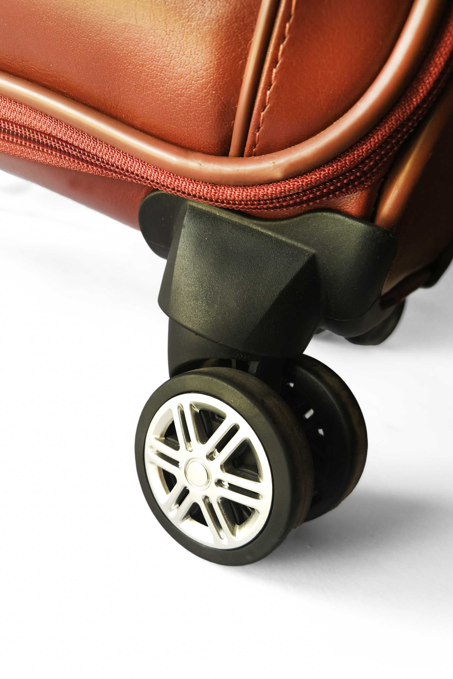 TP The Cabin Trolley Bag