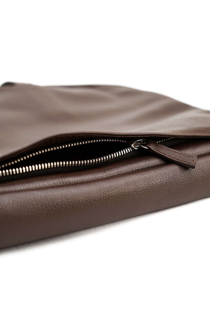 Natural Milled Sleek laptop Bag // Dark Brown